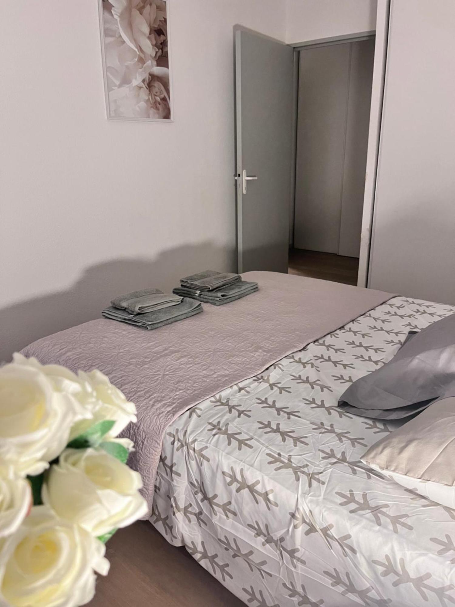 Appartement T3 Proche Remparts Avignon Luaran gambar
